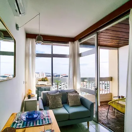 Flh Sunny With Balcony *